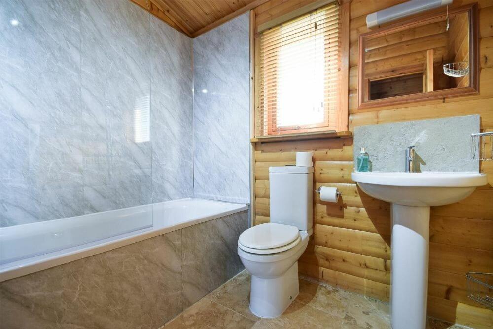 Heather Cottages - Brown Owl แบมบะระ ภายนอก รูปภาพ